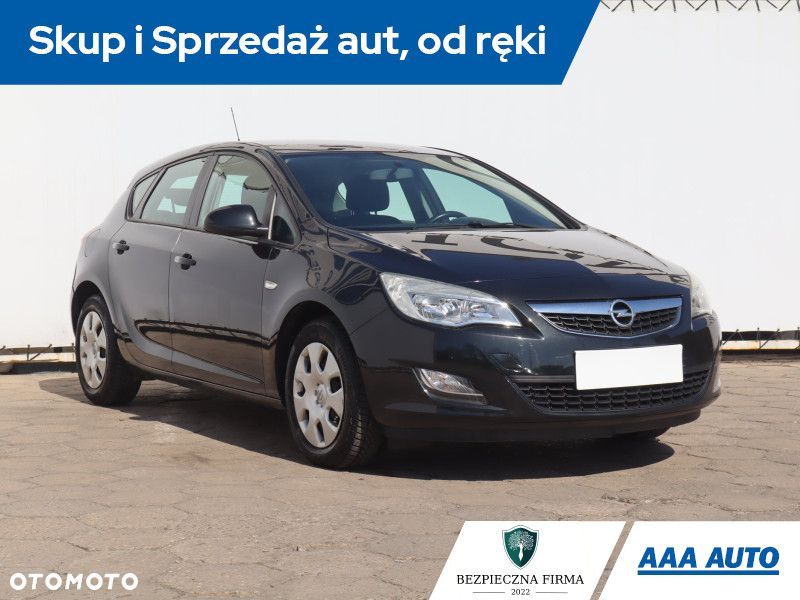 Opel Astra - 3