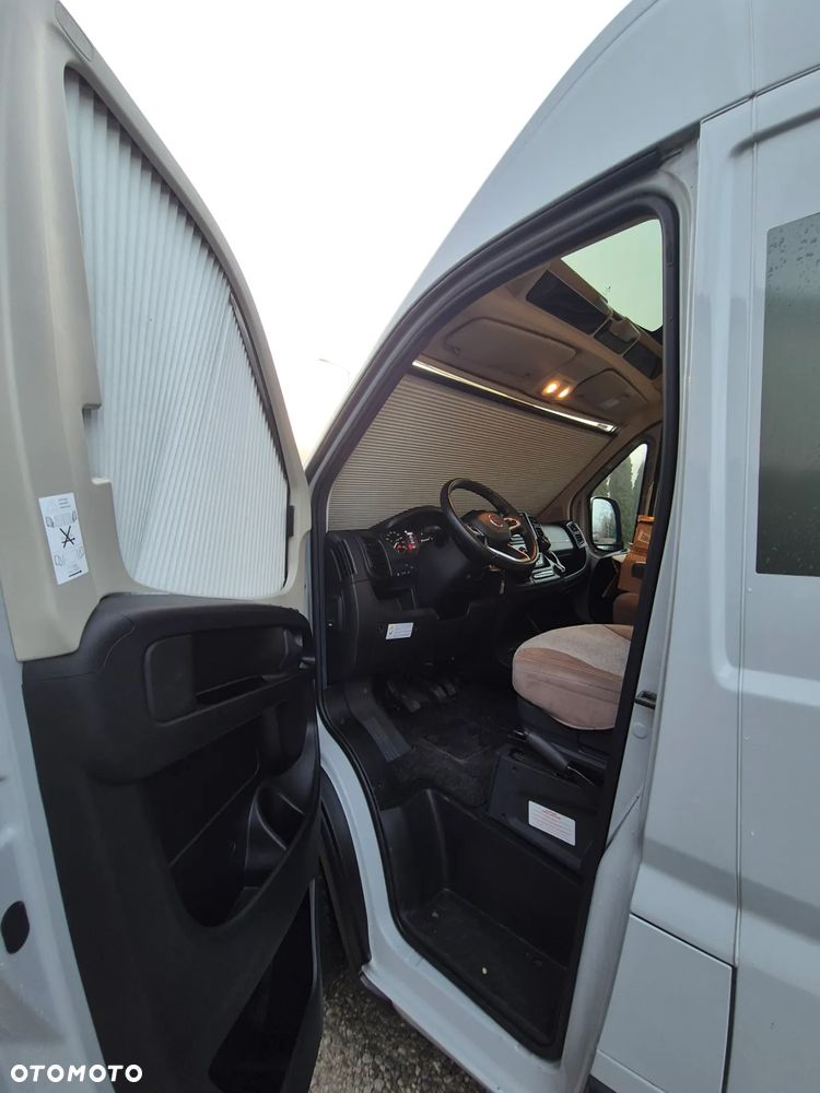 Fiat Karmann Davis 590 - 13