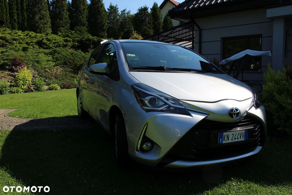 Toyota Yaris 1.0 VVT-i Comfort mit Design-Paket - 6