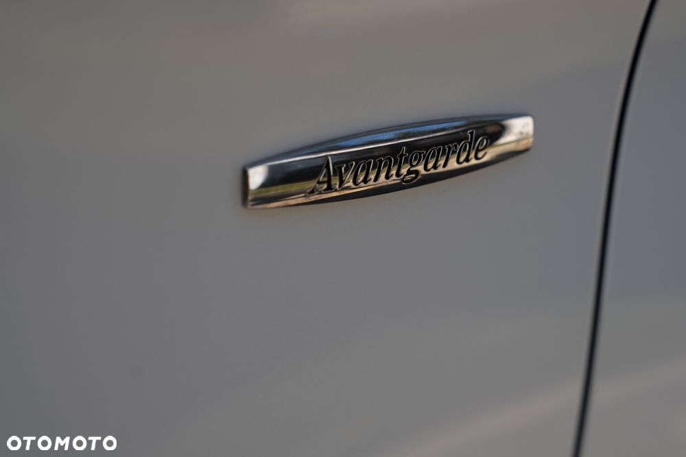 Mercedes-Benz Klasa V 250 d 4-Matic Avantgarde 7G-Tronic (d³ugi) - 33