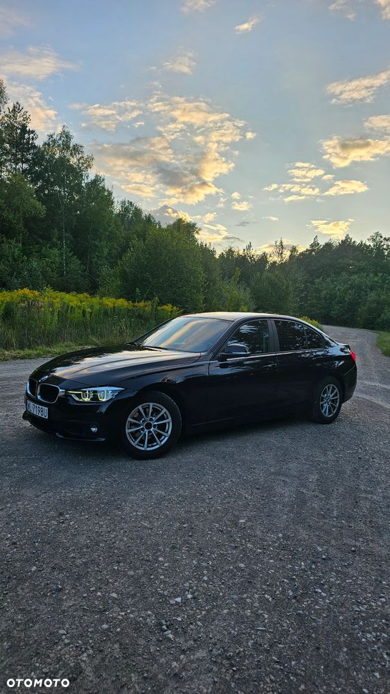 BMW Seria 3 318d Advantage - 9