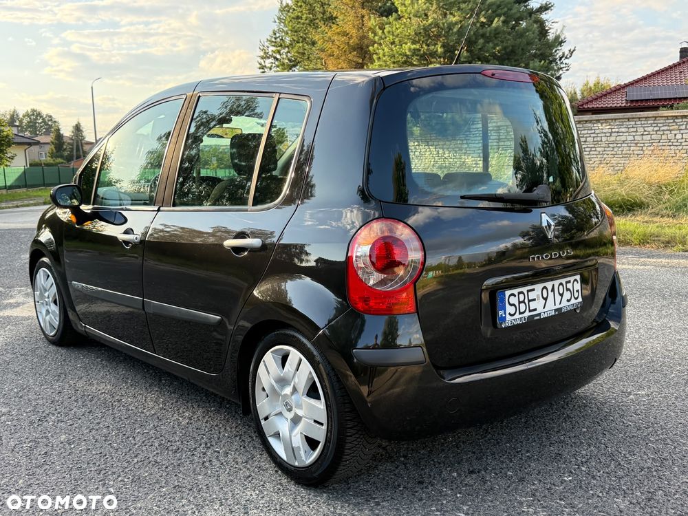 Renault Modus 1.6 16V Dynamique - 18