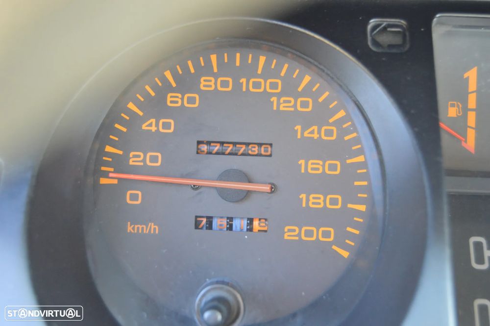 Mitsubishi Pajero 2.5 TD GLX Longo - 16