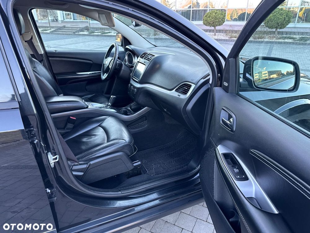 Fiat Freemont 2.0 Multijet Black Code AWD - 26