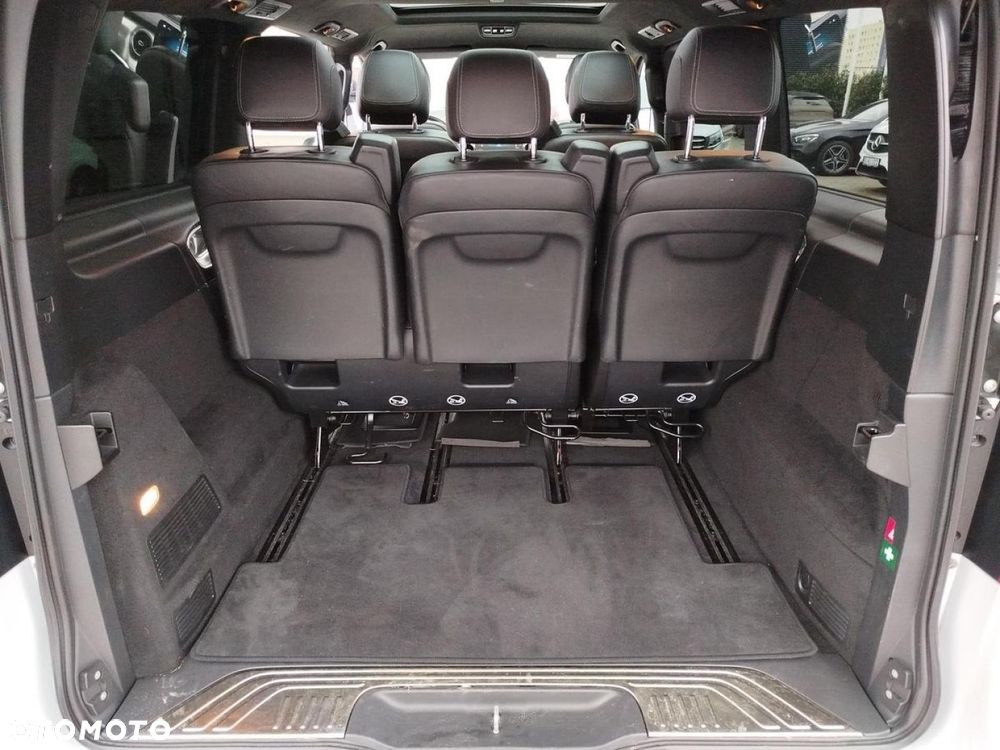 Mercedes-Benz Klasa V - 18