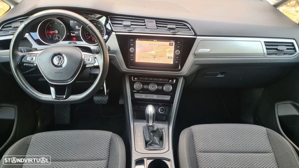 VW Touran 1.6 TDI Confortline DSG - 10