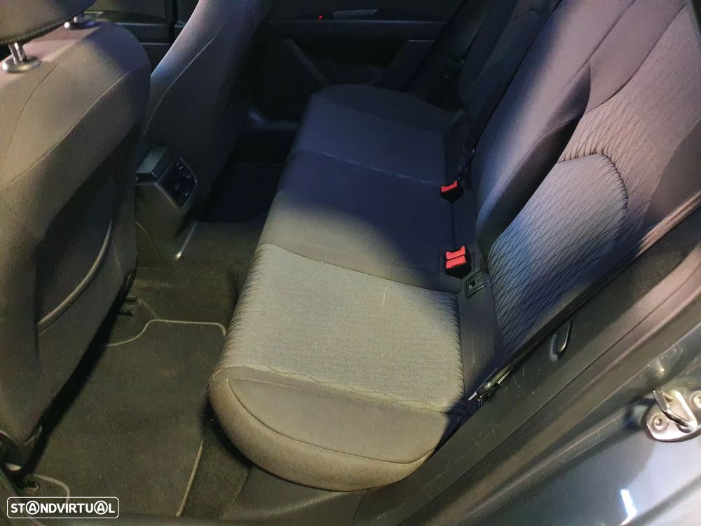 SEAT Leon 1.6 TDI DPF DSG Sport - 17