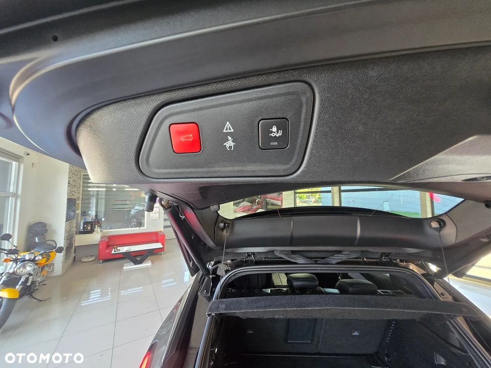 Peugeot 3008 BlueHDi 180 Stop & Start EAT8 GT - 16