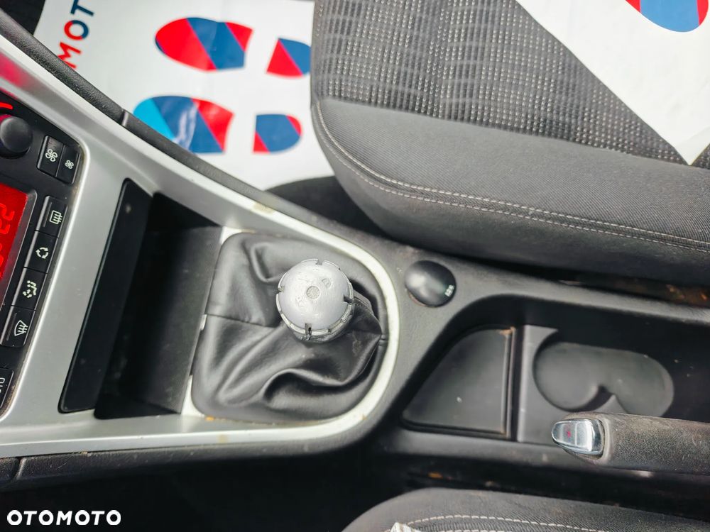 Peugeot 307 1.6 HDI Oxygene - 25