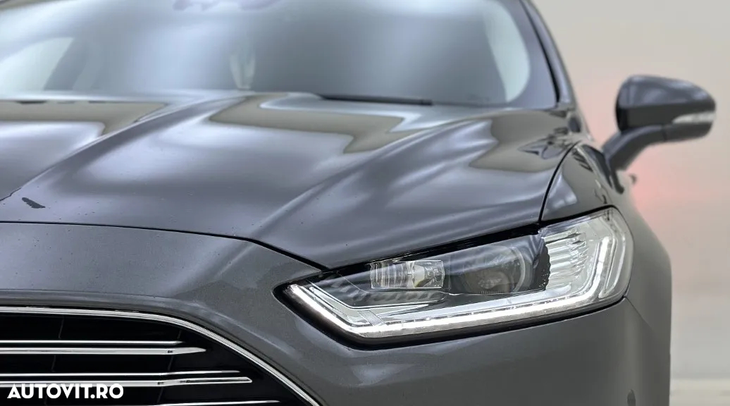 Ford Mondeo - 33