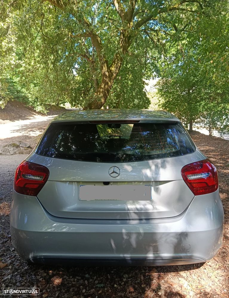 Mercedes-Benz A 180 d Urban - 6