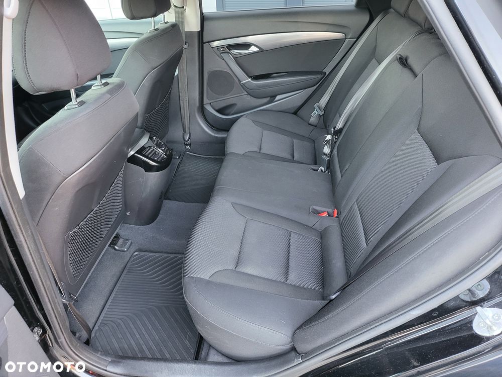 Hyundai i40 2.0 GDI Comfort + - 11