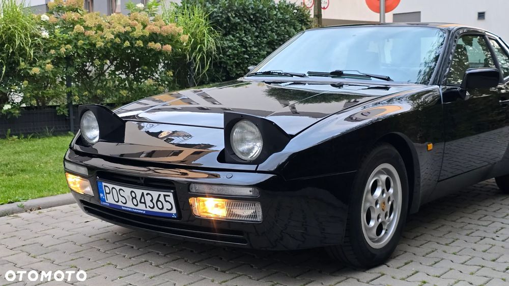 Porsche 944 - 34