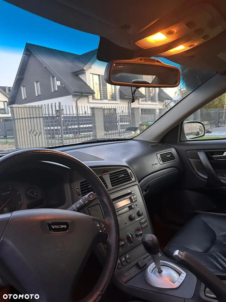 Volvo S60 2.4 D - 16