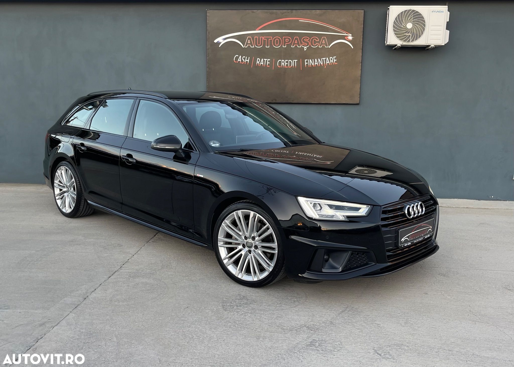 Audi A4 Avant 2.0 40 TDI quattro S tronic S Line - 1