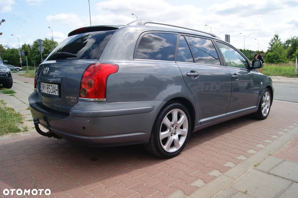 Toyota Avensis 2.0 VVT-i Sol - 5