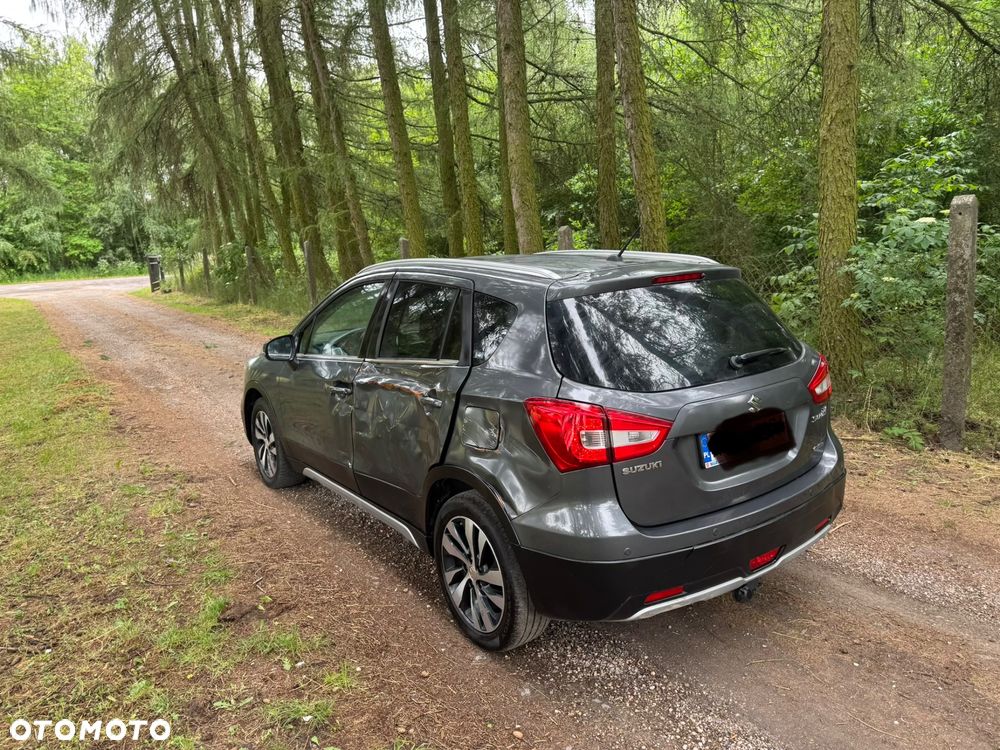 Suzuki SX4 S-Cross 1.4 T Premium 4WD - 10
