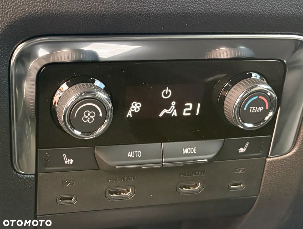 Chevrolet Suburban - 19