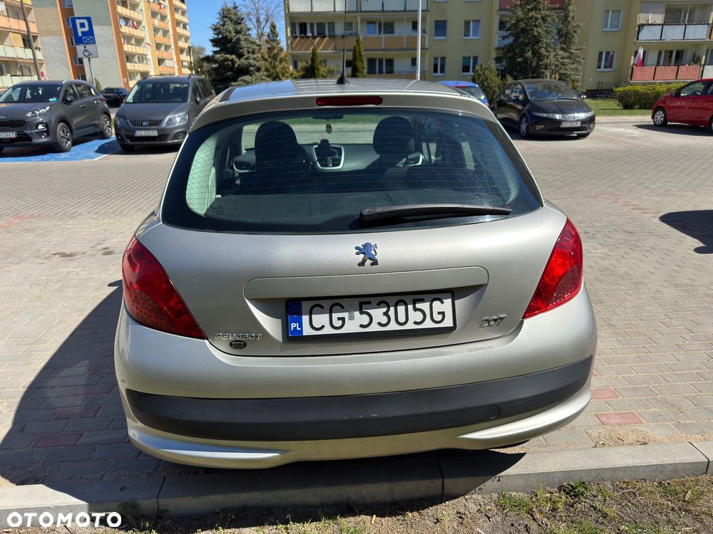 Peugeot 207 1.4 - 2