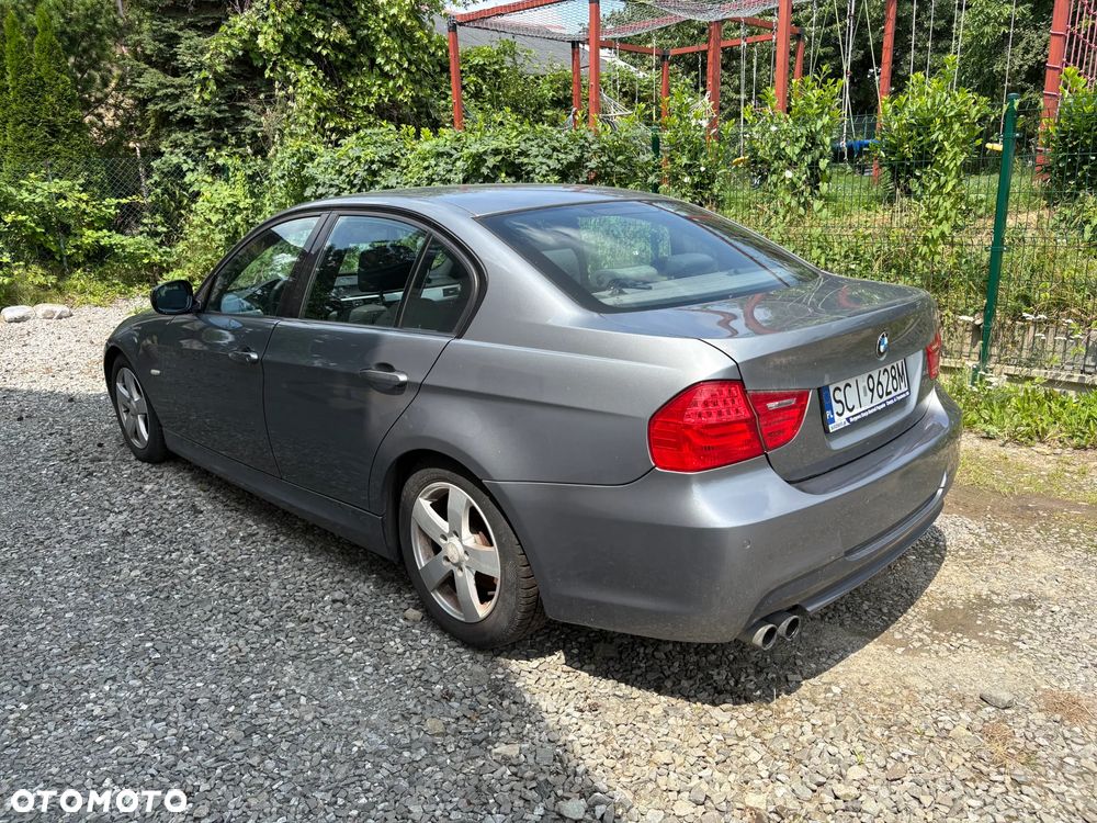 BMW Seria 3 325i Edition Exclusive - 3