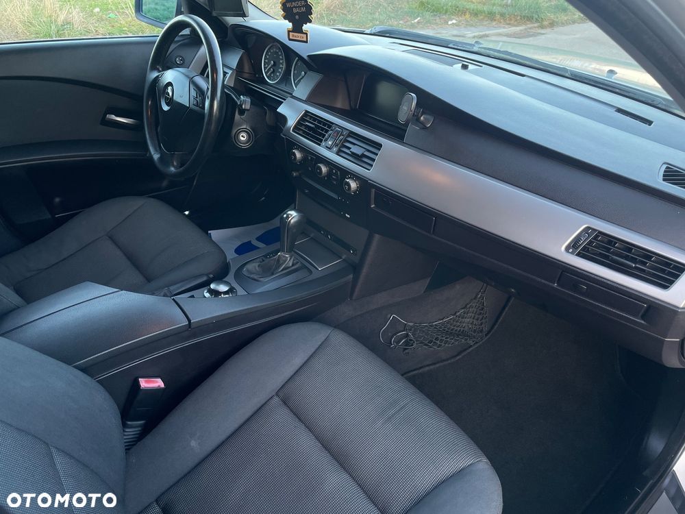 BMW Seria 5 - 16