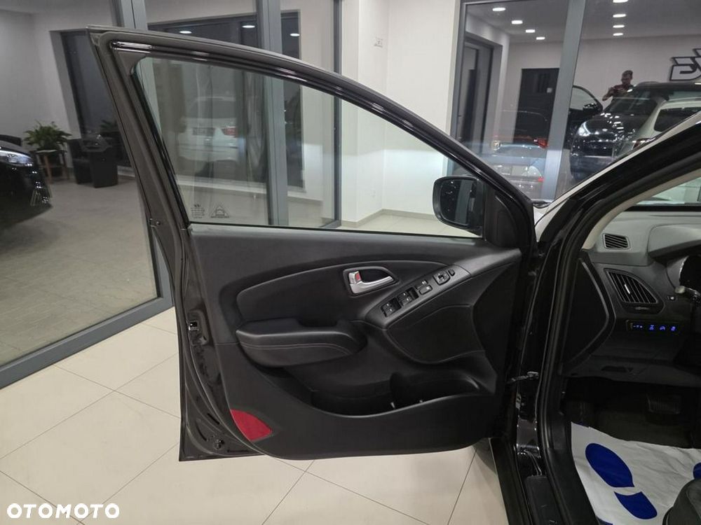 Hyundai ix35 2.0 CRDi 4WD Automatik Premium - 14