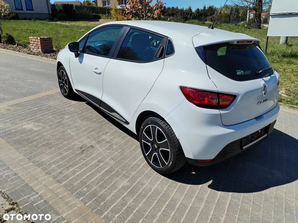 Renault Clio - 37
