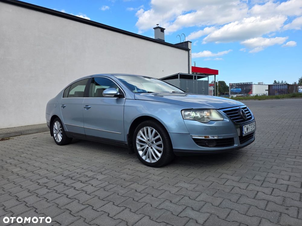 Volkswagen Passat 2.0 TDI 4Mot Highline - 3