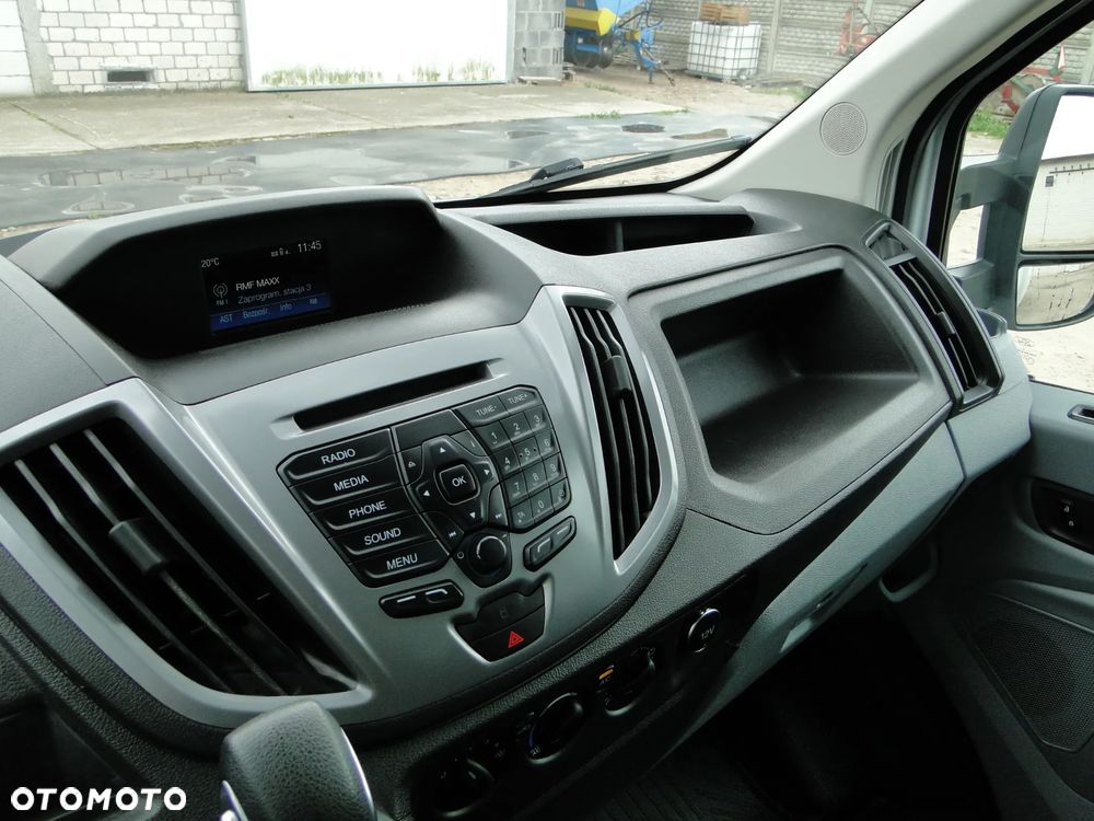 Ford Transit - 27