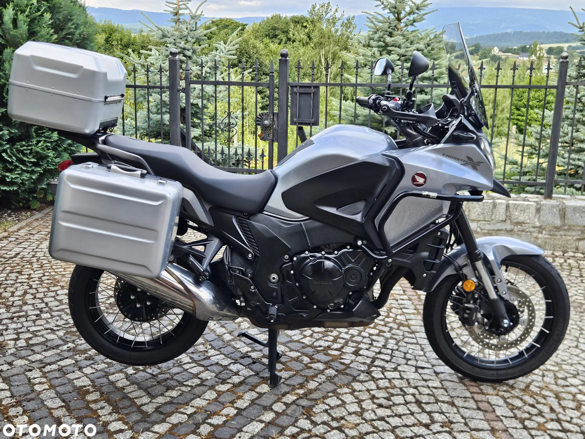 Honda VFR - 3
