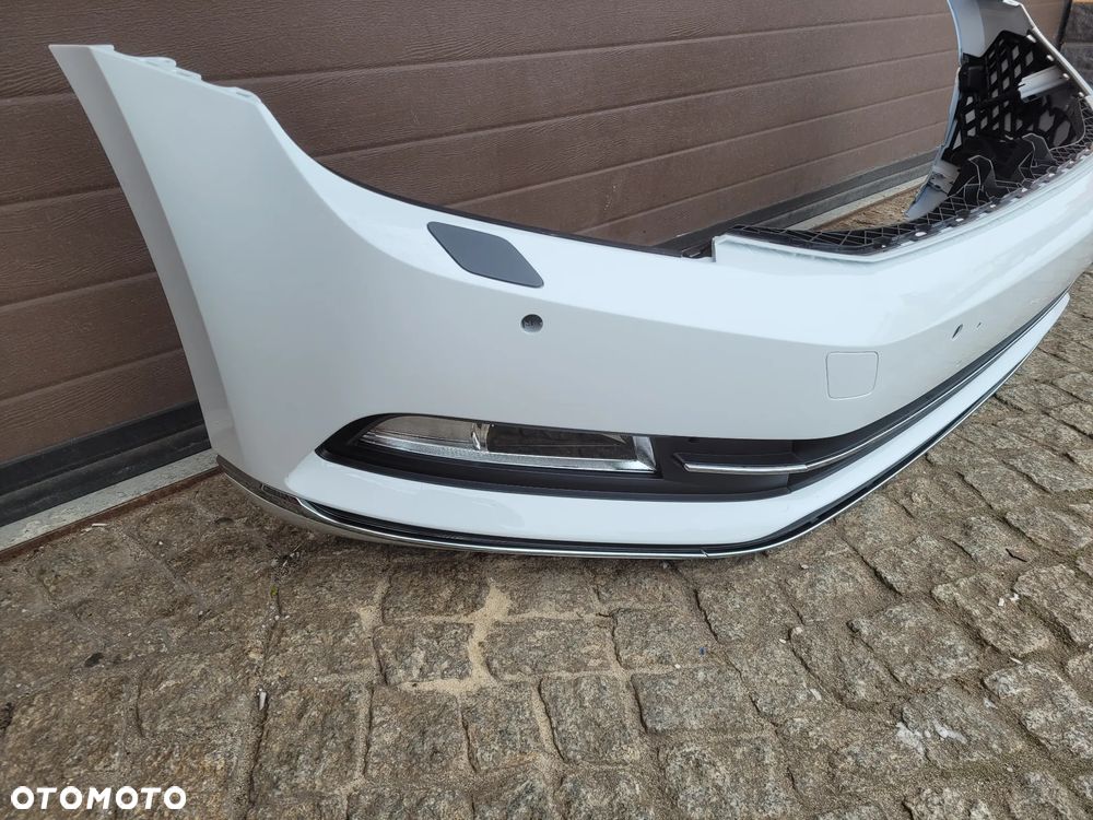 ZDERZAK PRZEDNI PRZÓD VW PASSAT B8 HIGHLINE LC9A PDC HALOGENY SPRYSKIWACZE - 11