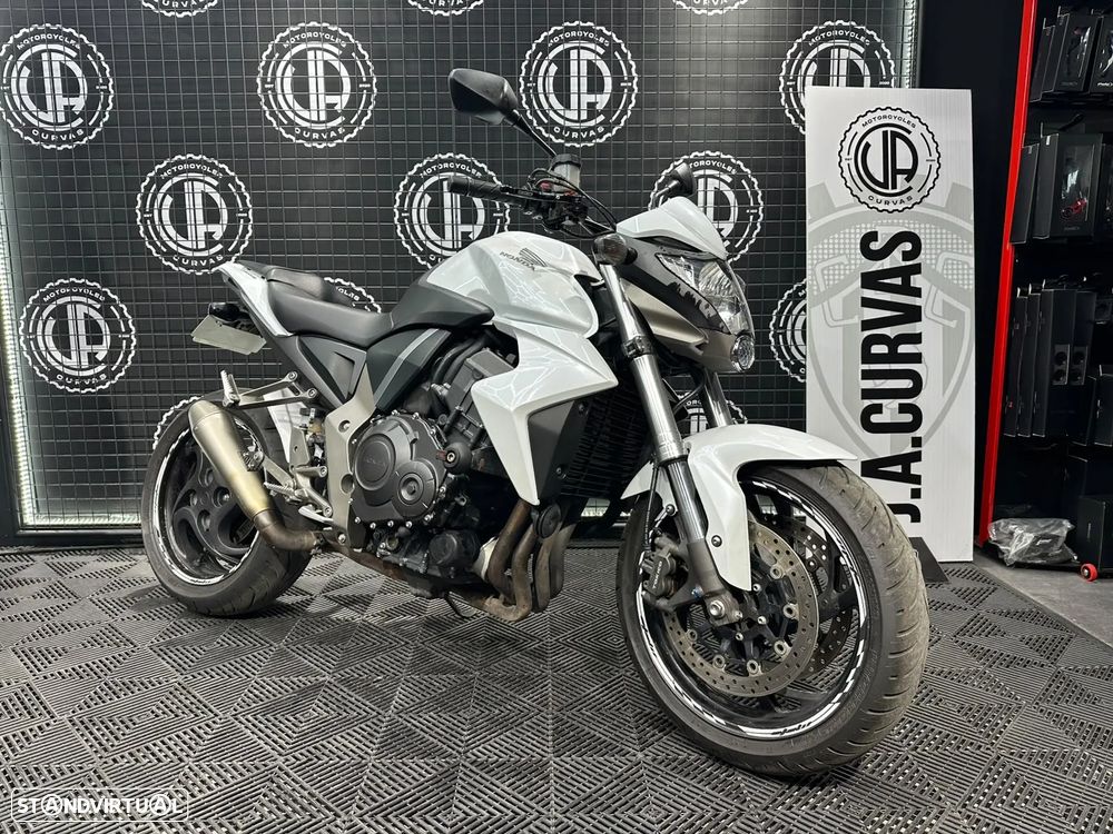 Honda CB 1000R - 1