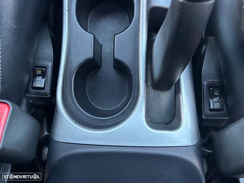 Citroën C-crosser 2.2 HDi Exclusive - 22