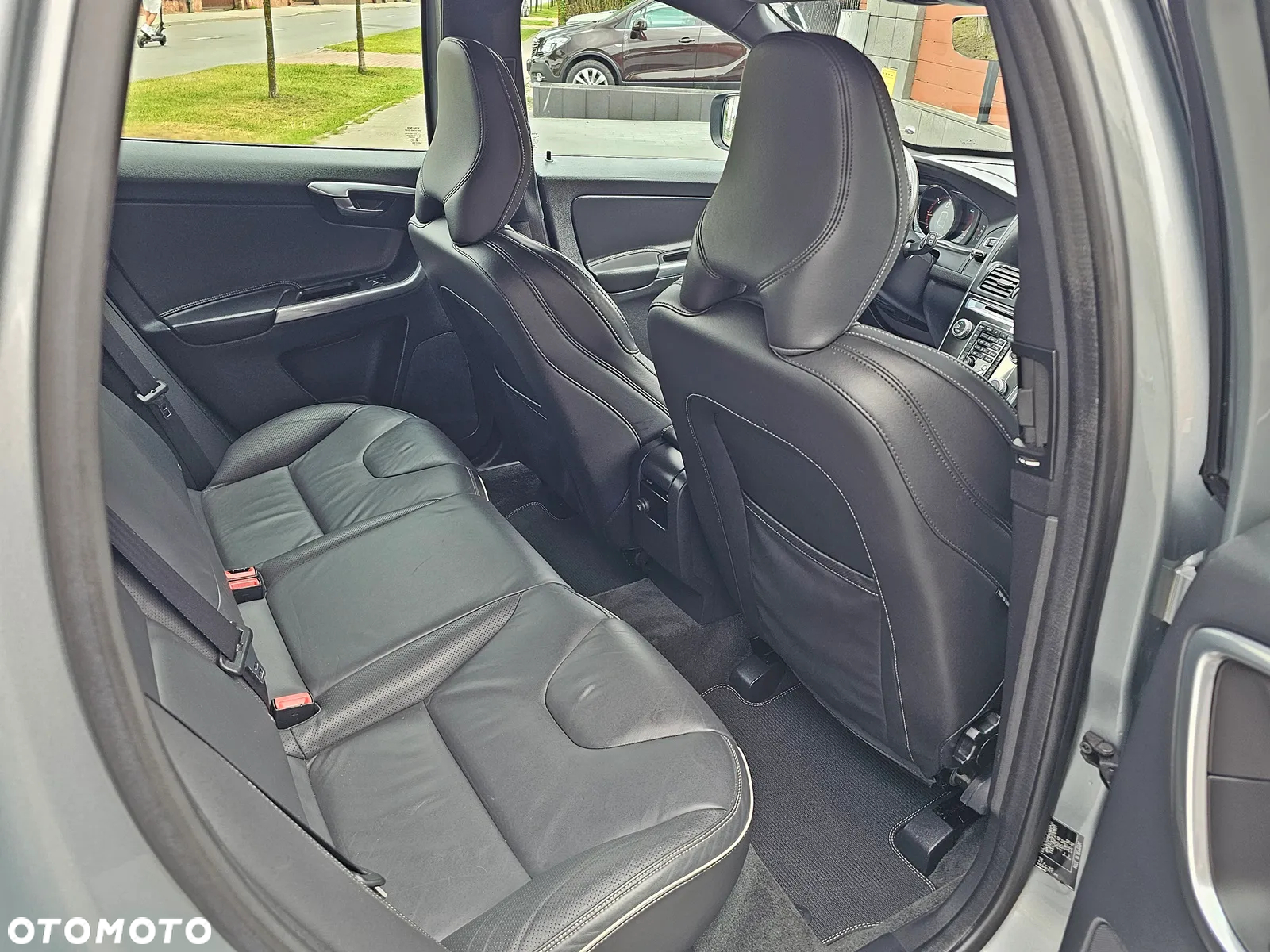 Volvo XC 60 - 21