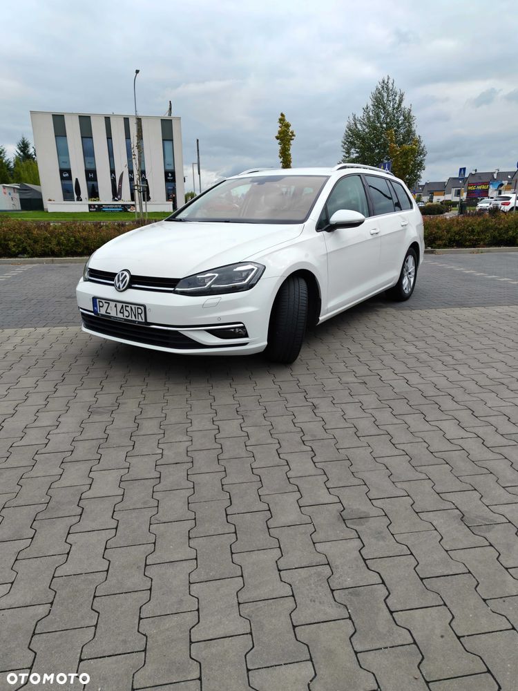 Volkswagen Golf Variant - 1