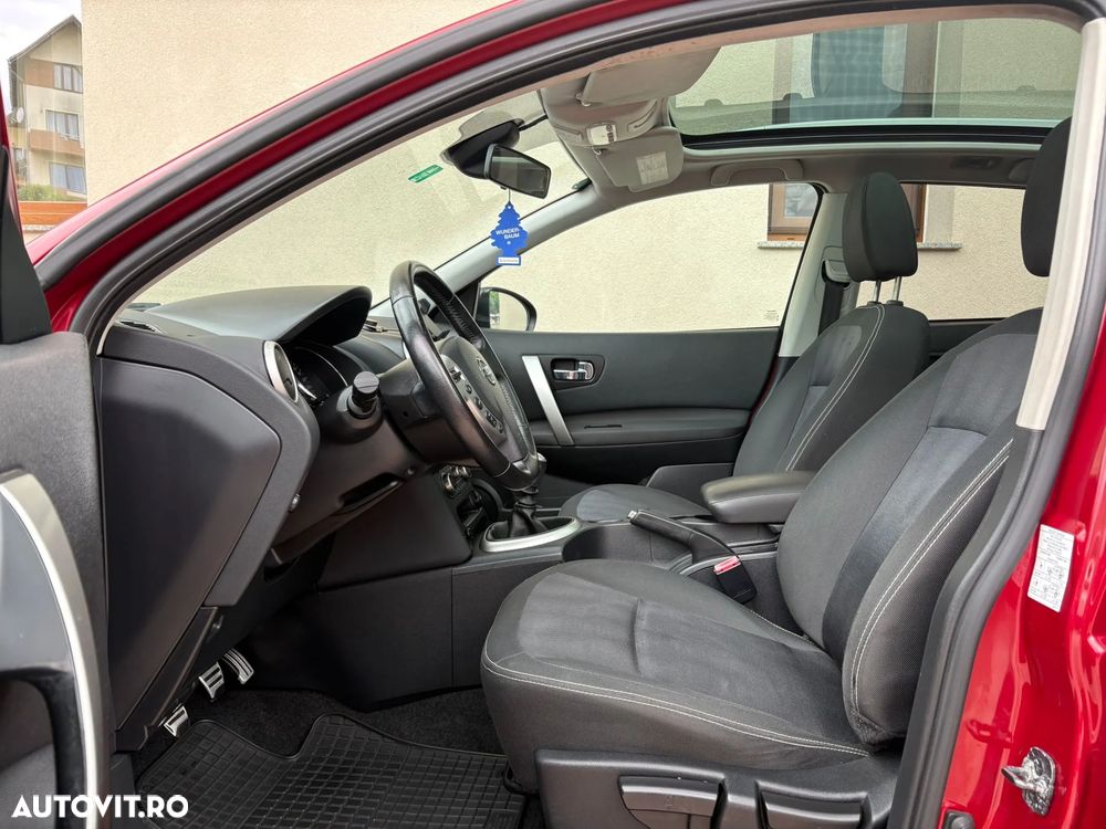 Nissan Qashqai 1.6 dCi DPF tekna - 9