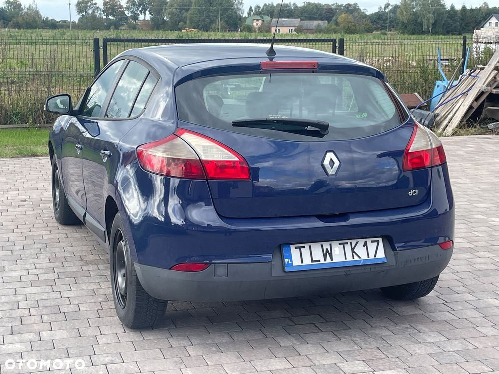 Renault Megane 1.5 dCi Emotion - 5