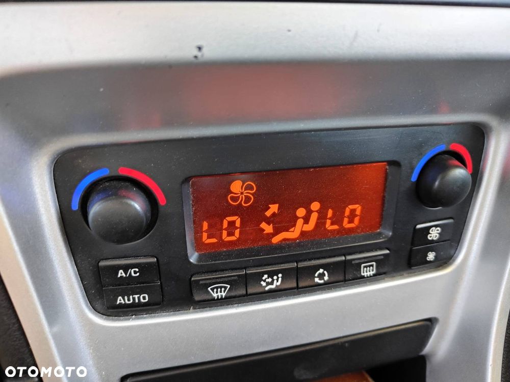 Peugeot 307 CC 2.0 - 8