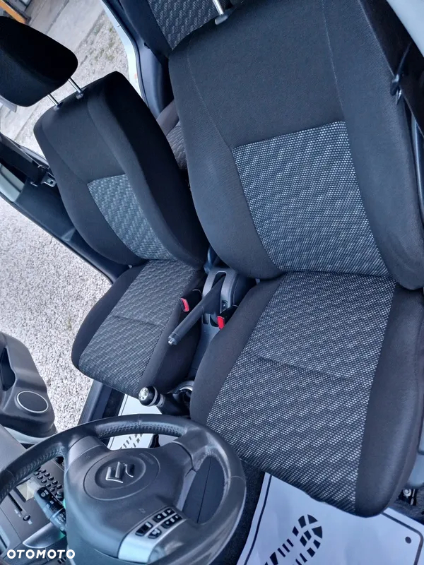 Suzuki SX4 1.6 GS / Premium - 17