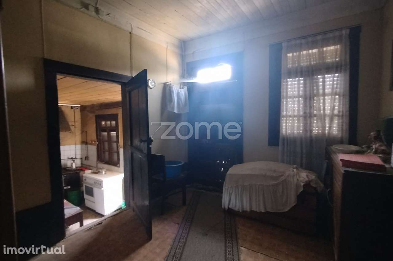 Moradia, 100 m², Castro Daire - Grande imagem: 3/31