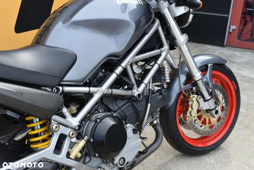 Ducati Monster - 31