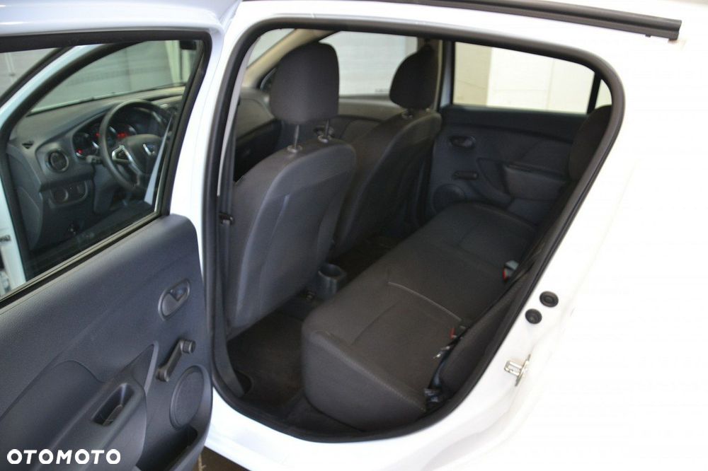 Dacia Sandero - 25