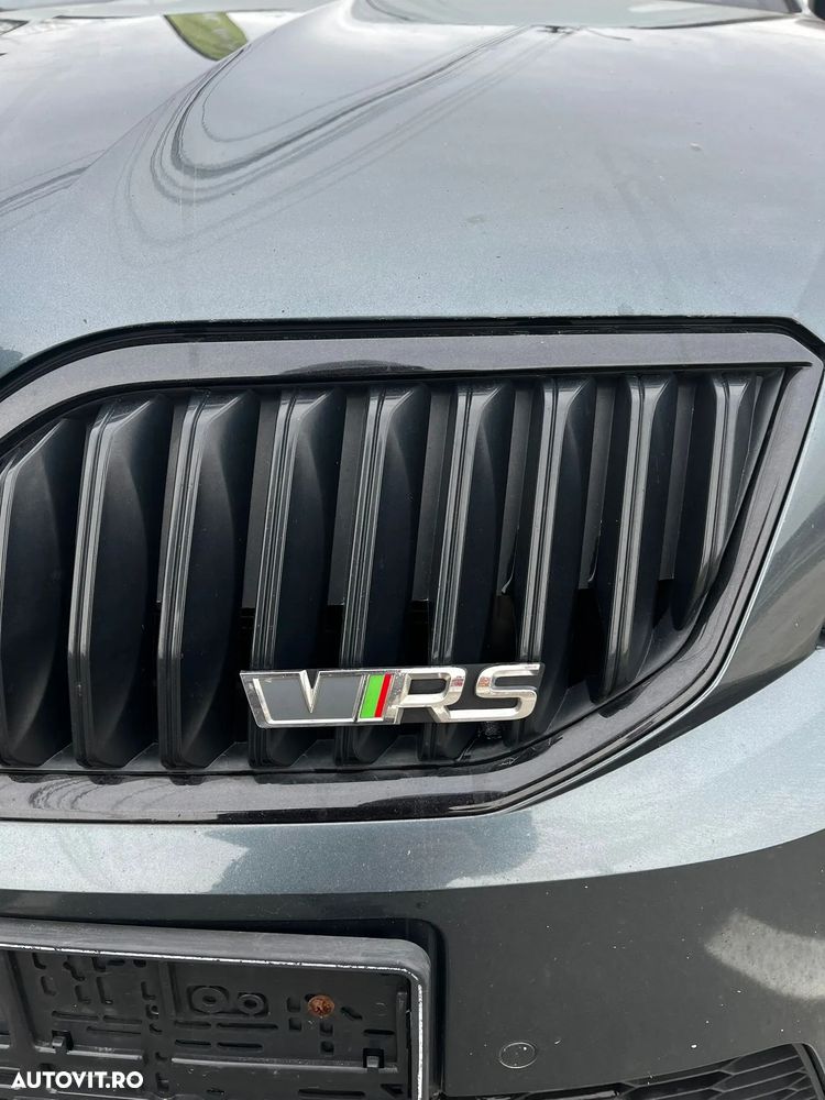 Skoda Octavia 2.0 TDI (Green tec) DSG RS - 25