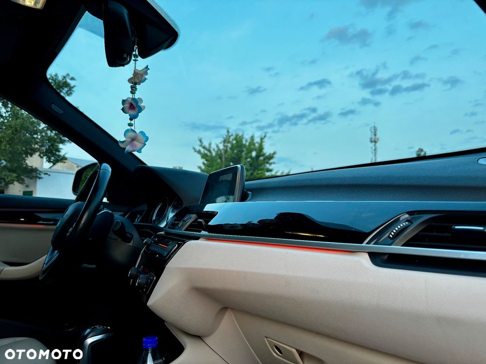 BMW X1 - 13