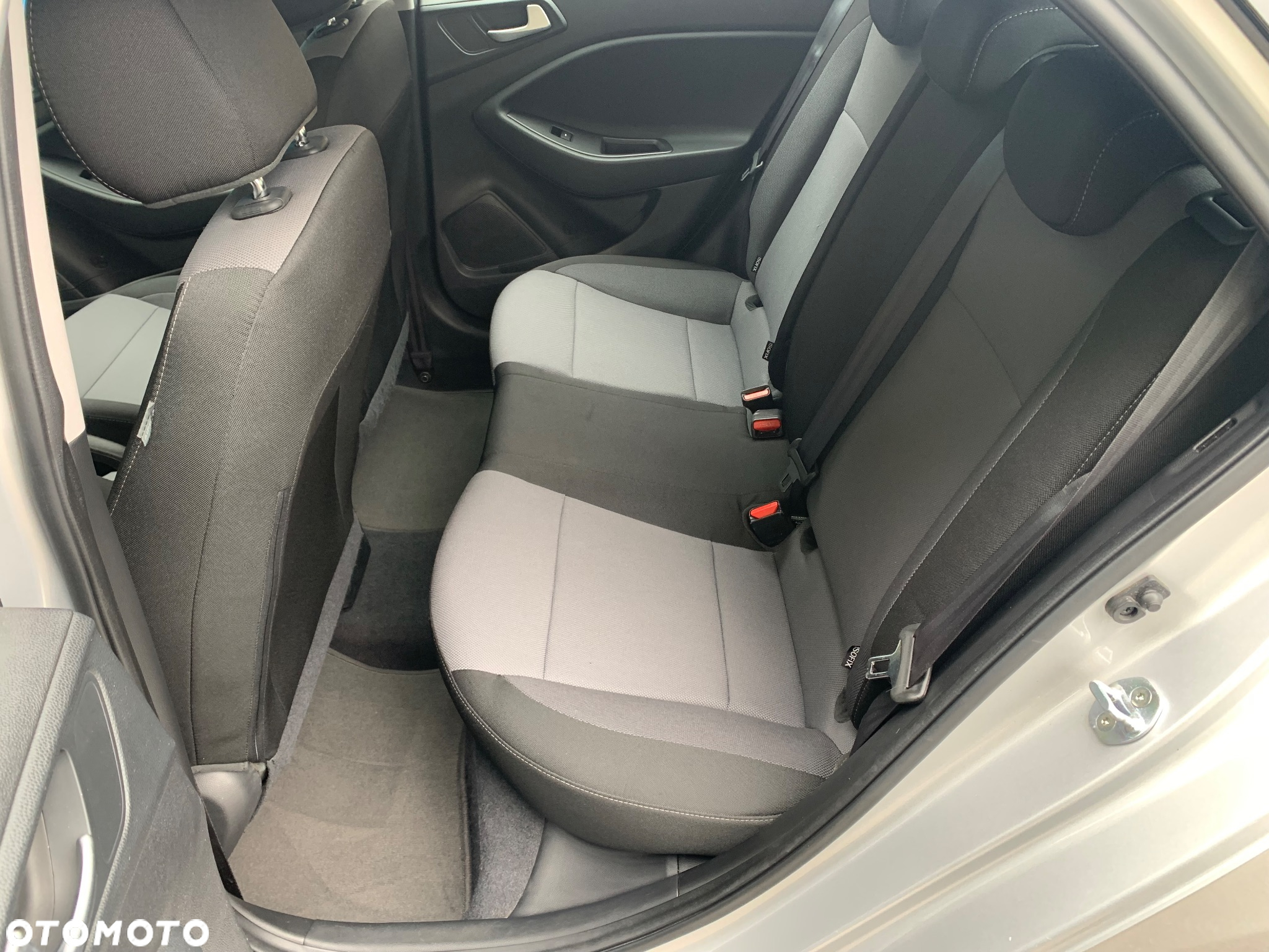 Hyundai i20 1.1 CRDi Comfort - 6