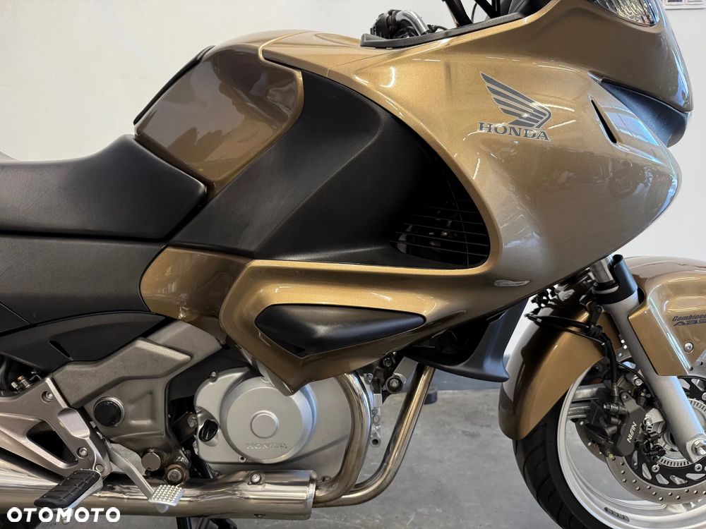 Honda Deauville - 11