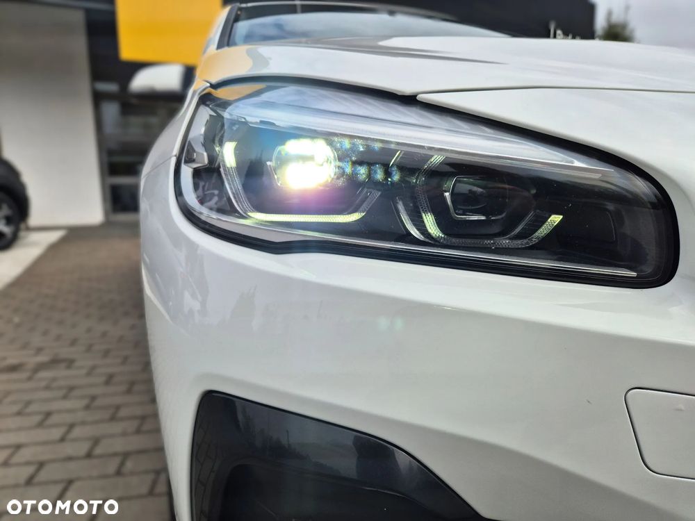 BMW Seria 2 218i - 9