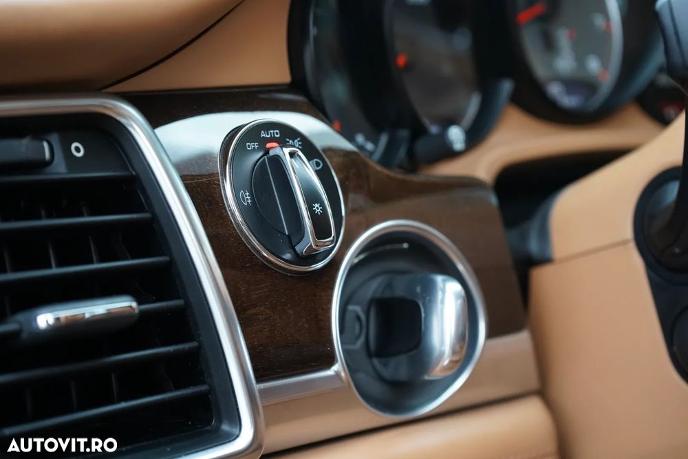 Porsche Panamera 3.0 PDK 4S - 20