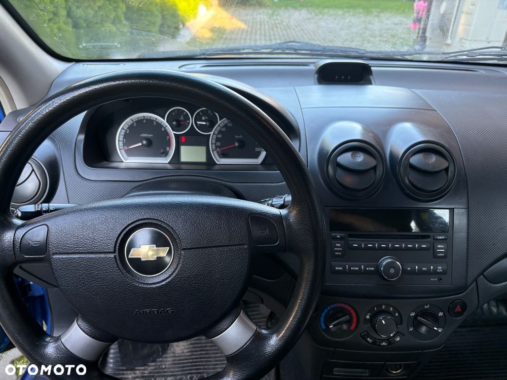 Chevrolet Aveo - 6