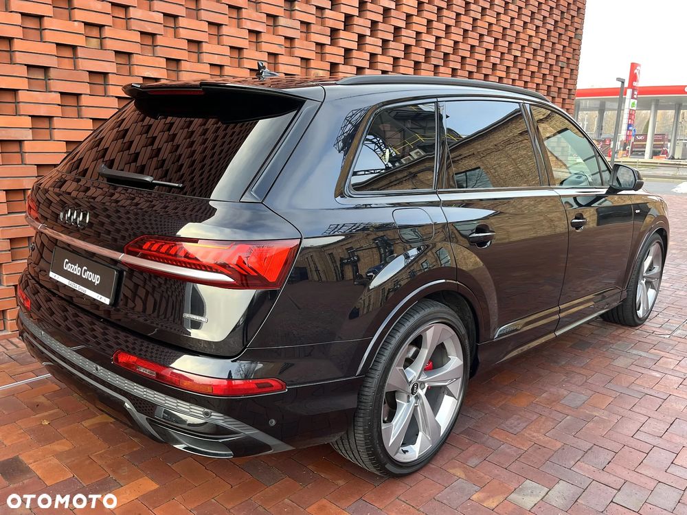 Audi Q7 - 8